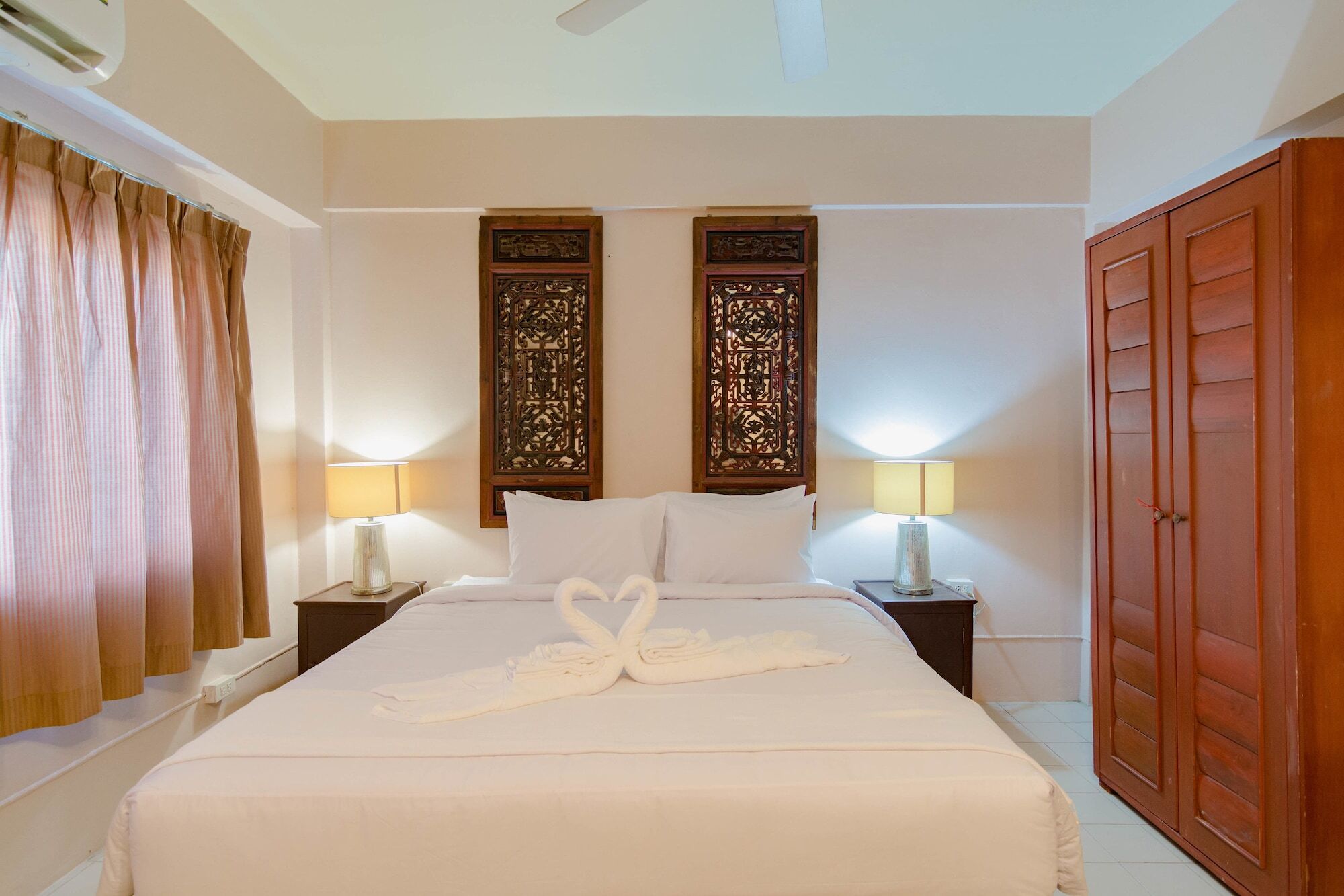 Bed At Beach Hostel Phuket Exterior photo