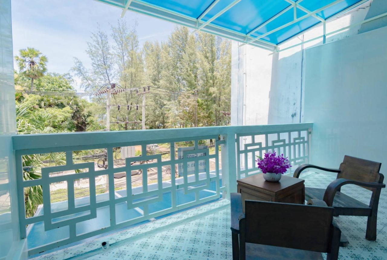 Bed At Beach Hostel Phuket Exterior photo
