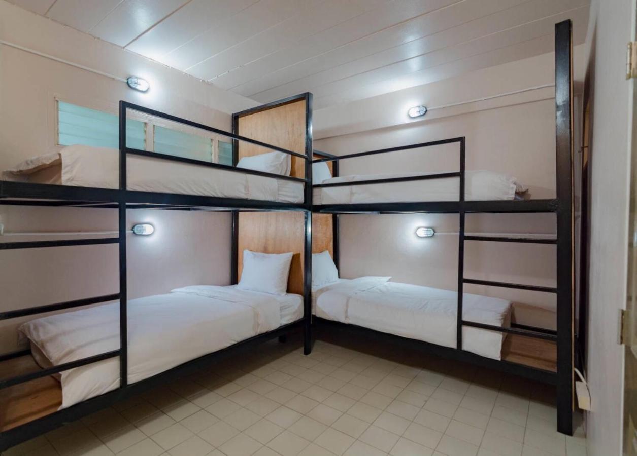 Bed At Beach Hostel Phuket Exterior photo