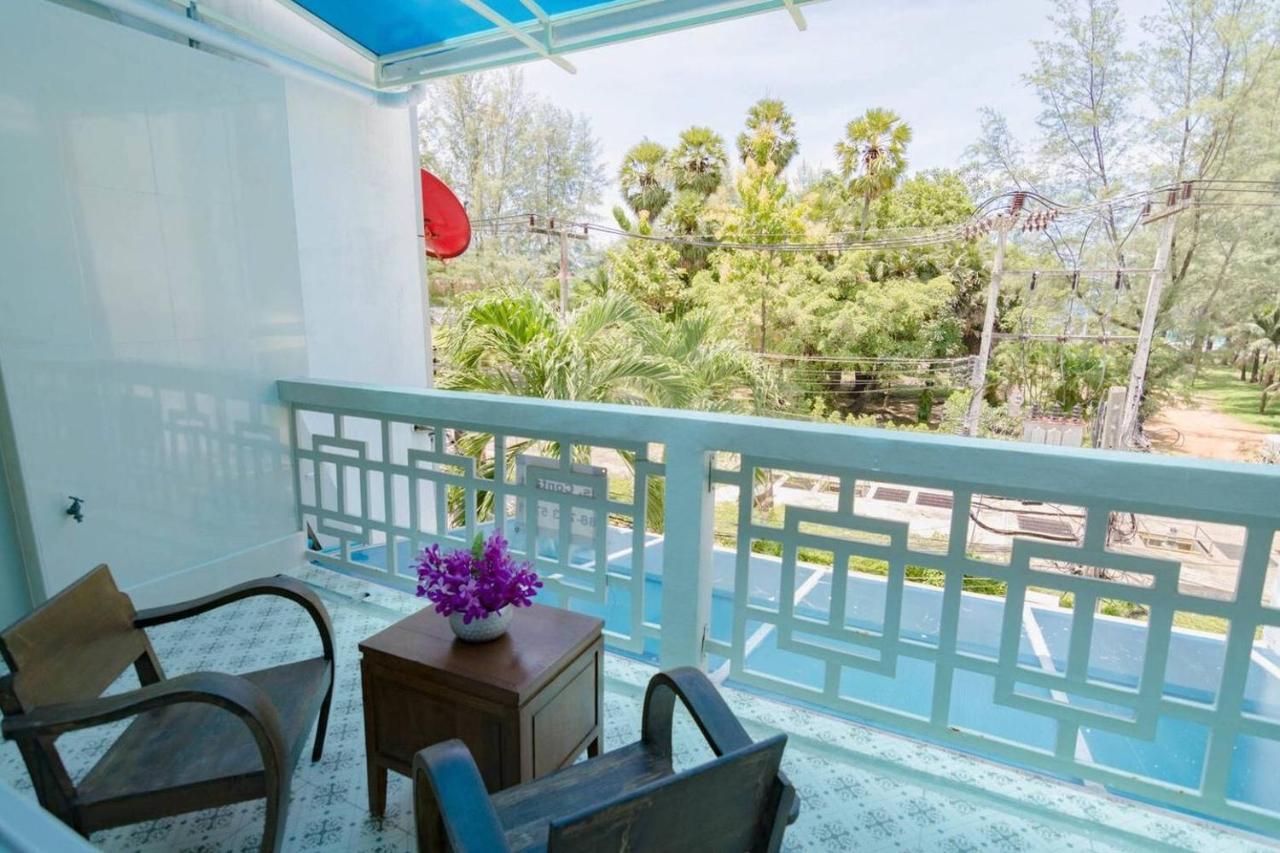 Bed At Beach Hostel Phuket Exterior photo
