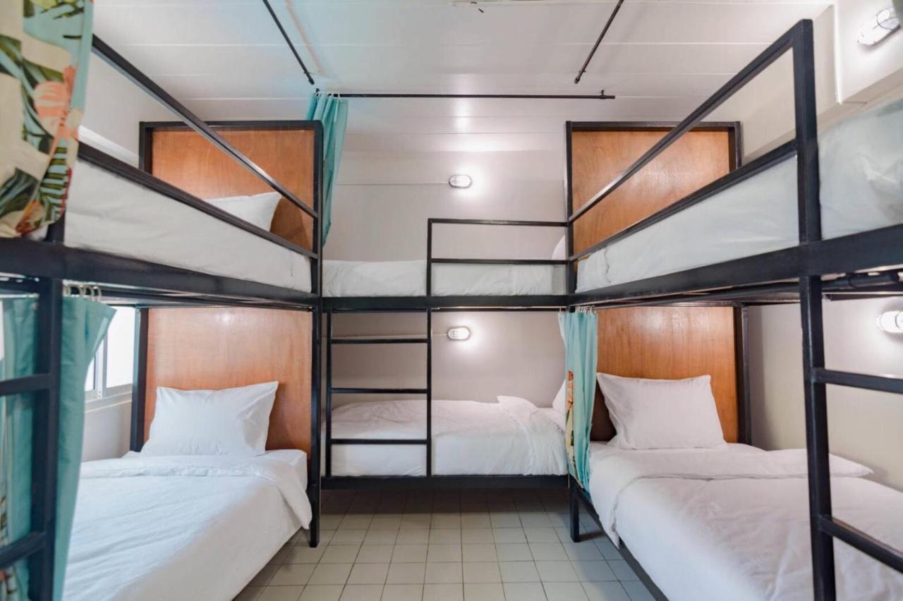 Bed At Beach Hostel Phuket Exterior photo